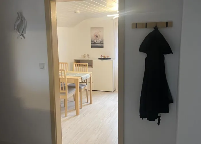 Zur Kleinen Auszeit * Waldbuttelbrunn