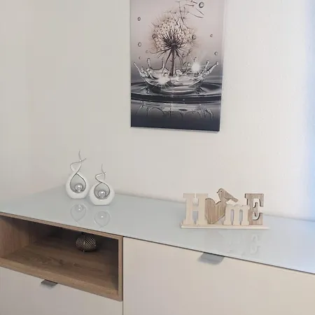 Zur Kleinen Auszeit * Waldbuttelbrunn